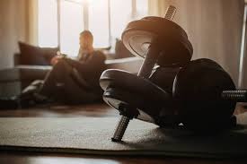 他终于迎来属于自己的夜晚